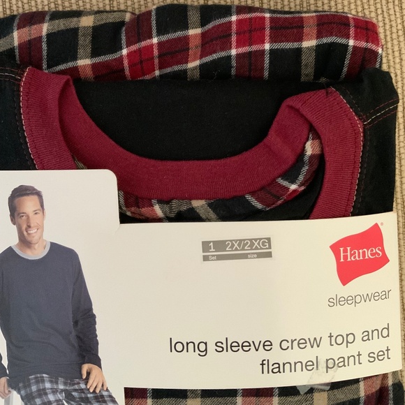Hanes Mens PJ Set - LS Crew Top and Flannel Pants, Mens 2X, Black/Red - Picture 2 of 5